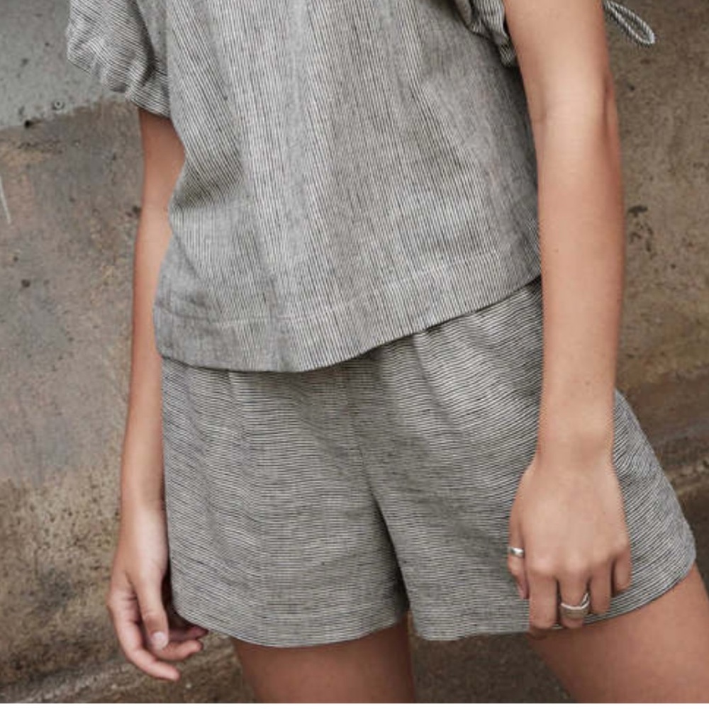 Eve Gravel Black and White Relaxed Fit Linen/Cotton Blend Shorts